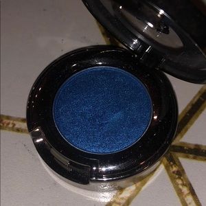 Urban Decay Makeup - Urban Decay eyeshadow in radium Urban Decay Makeup - Urban Decay eyeshadow in radium
